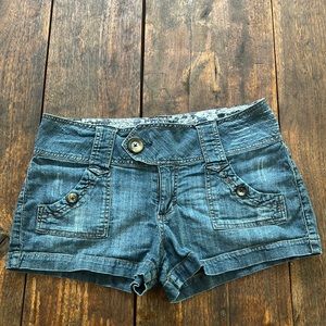 Mossiom supply co. woman jean shorts. Size 11.